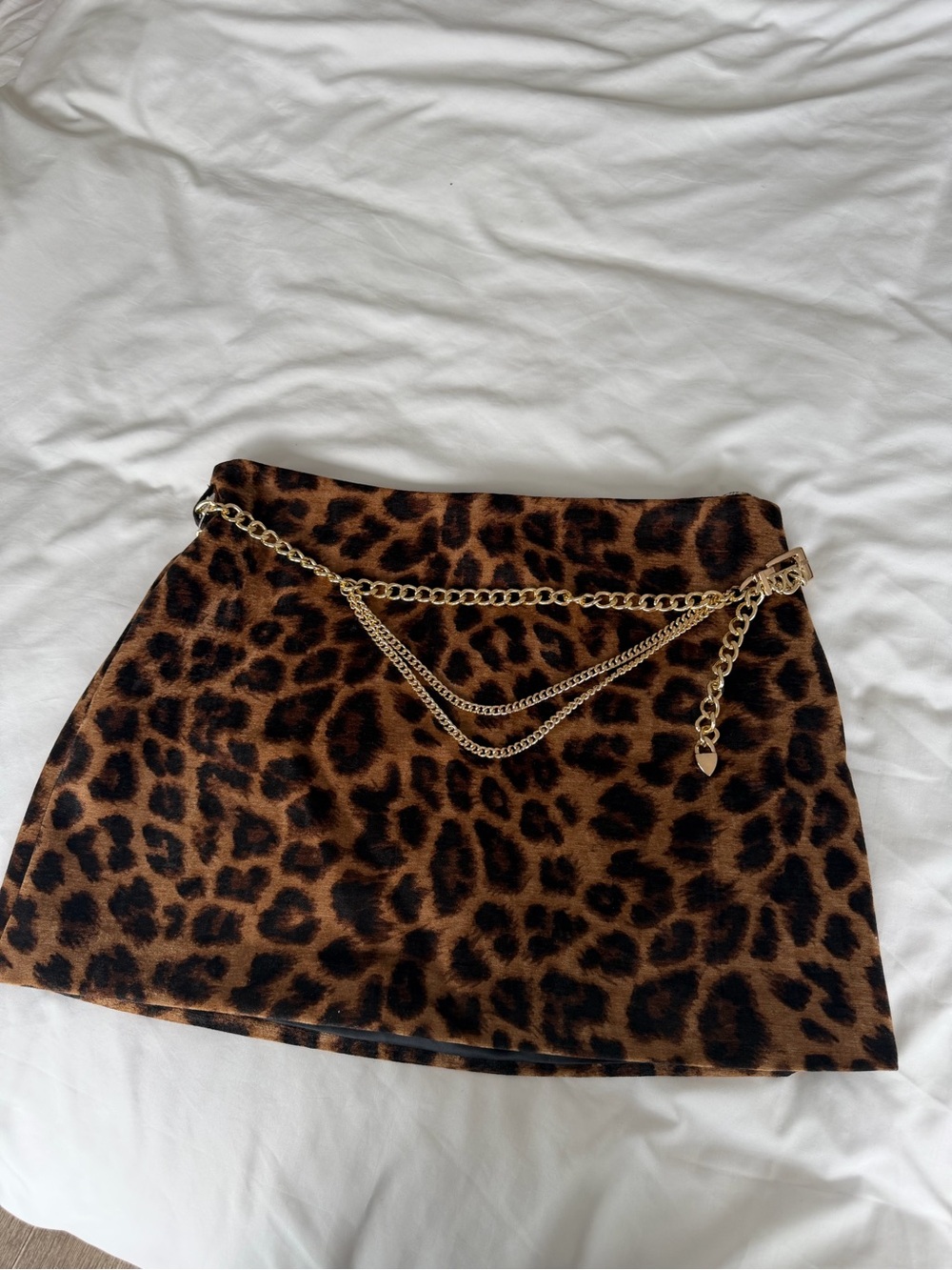 Avec Les Filles Leopard Print Mini Skirt with Gold Chain - Brown/Black